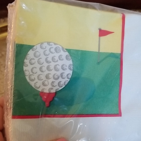 Vintage Golf Decanter & Gold Rimmed Glasses Barware Set & Cocktail Napki… - Picture 12 of 15